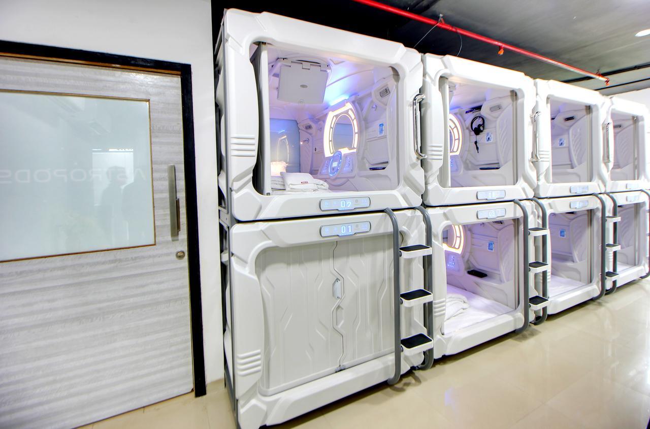 Hotel Astropods Airport, Mumbai. Экстерьер фото