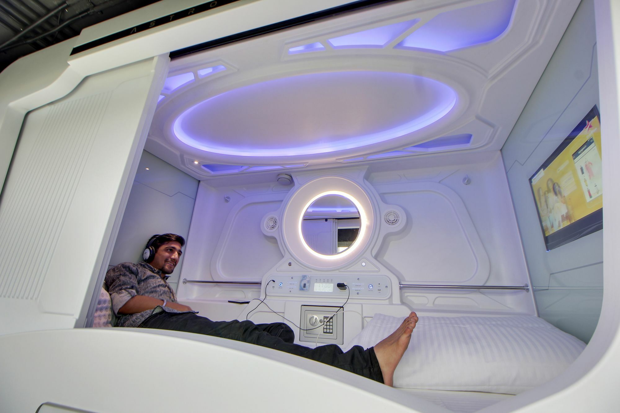 Hotel Astropods Airport, Mumbai. Экстерьер фото