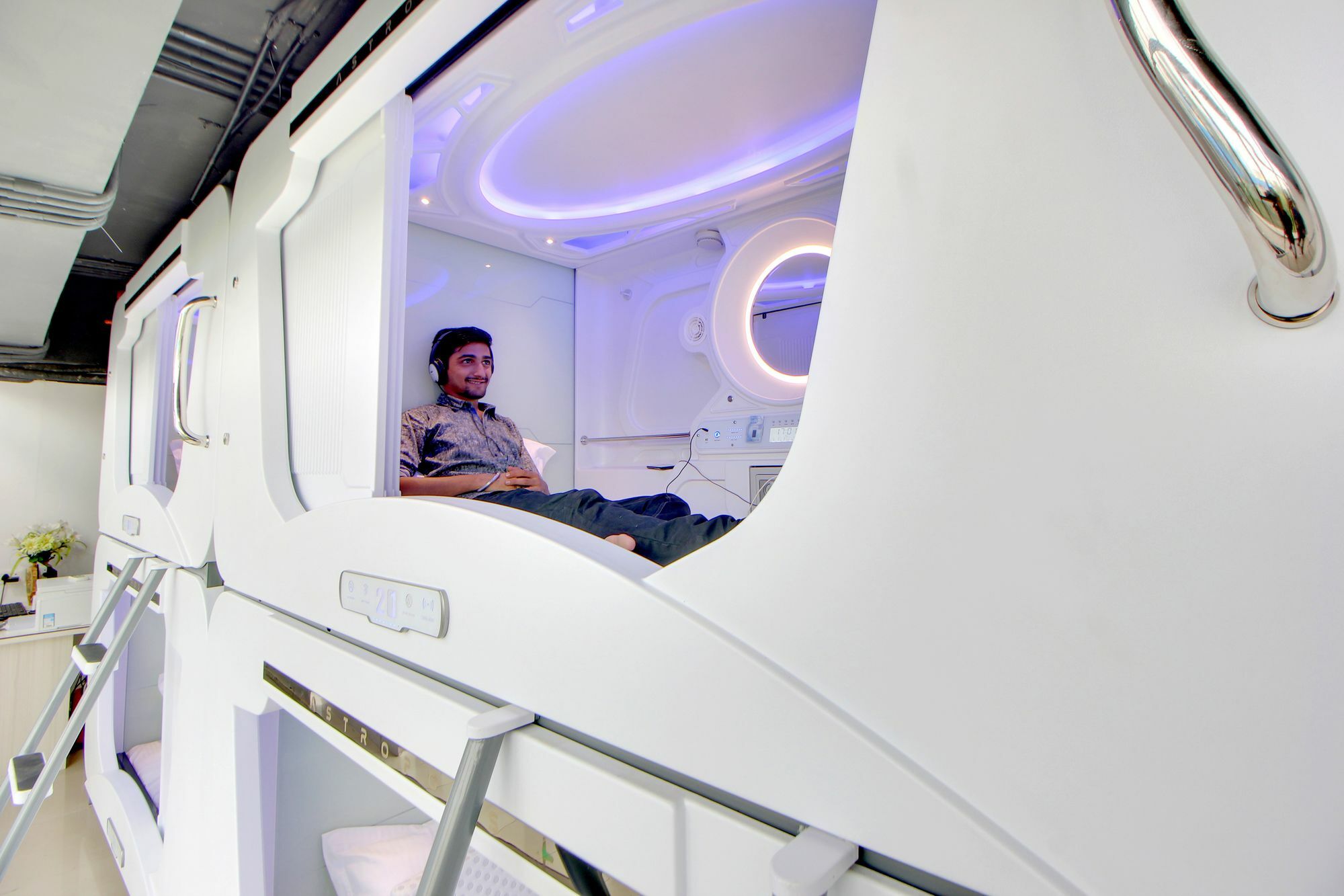 Hotel Astropods Airport, Mumbai. Экстерьер фото