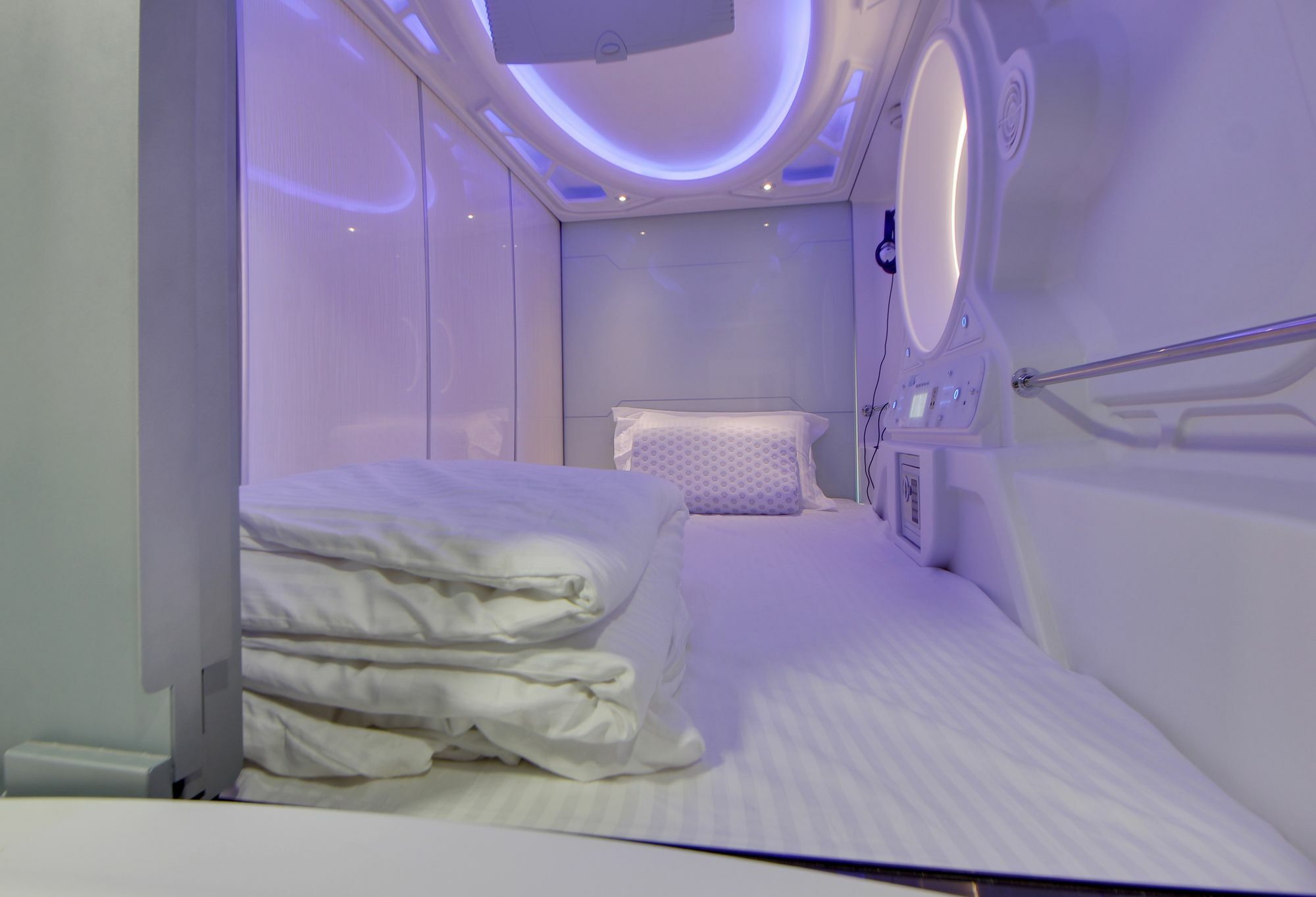 Hotel Astropods Airport, Mumbai. Экстерьер фото